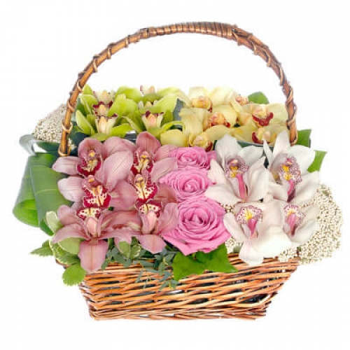 Корзина с цветами "Адриана"